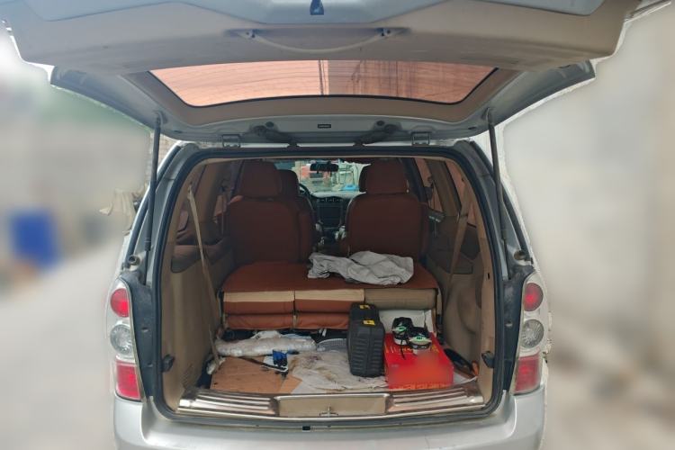 Used Buick GL8 2014 2.4L Comfort Edition Trunk
