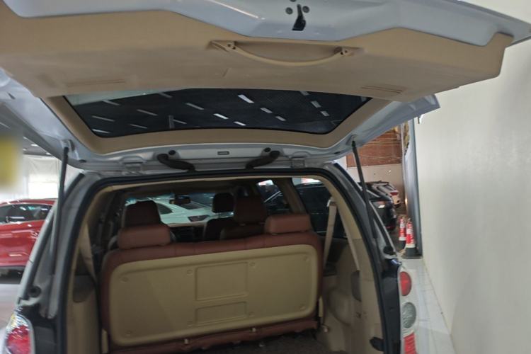 Used Buick GL8 2014 2.4L Classic Edition Trunk