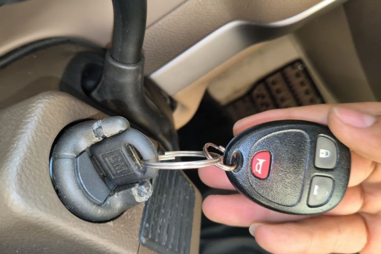 Used Buick GL8 2014 2.4L Classic Edition Vehicle Key