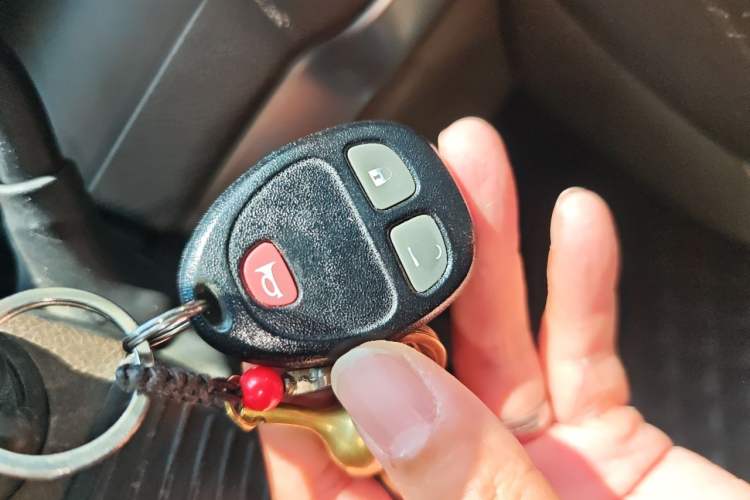 Used Buick GL8 2014 2.4L Classic Edition Vehicle Key