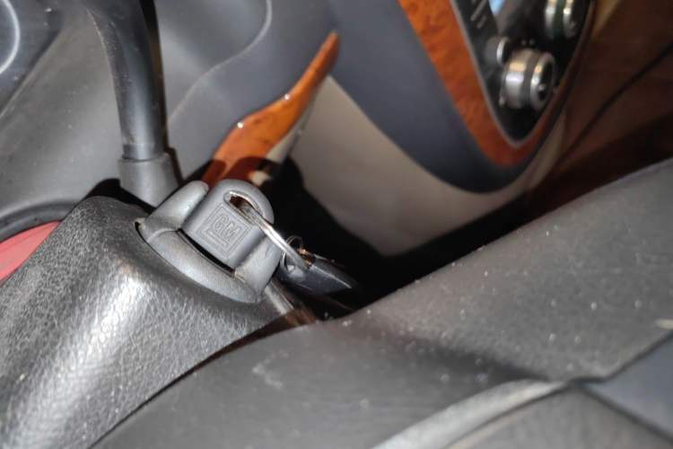 Used Buick GL8 2014 2.4L Executive Edition Vehicle Key