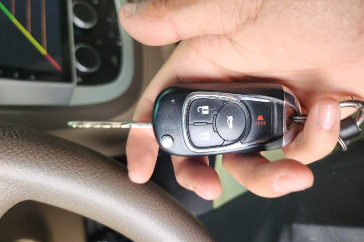 Used Buick GL8 2014 2.4L Classic Edition Vehicle Key