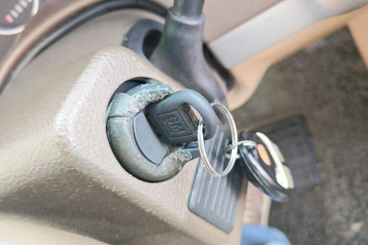 Used Buick GL8 2014 2.4L Classic Edition Vehicle Key