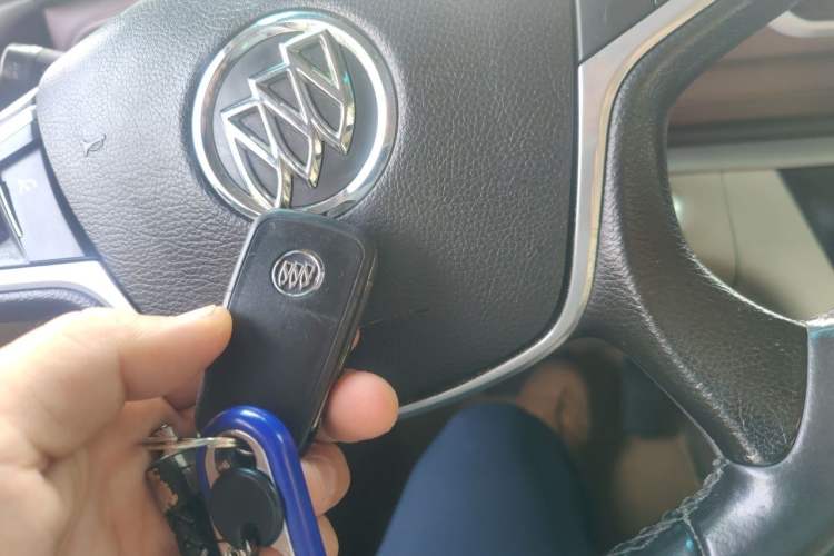 Used Buick GL8 2014 3.0L GT Luxury Business Haoya Edition Vehicle Key