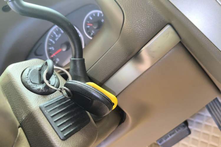 Used Buick GL8 2014 2.4L Classic Edition Vehicle Key