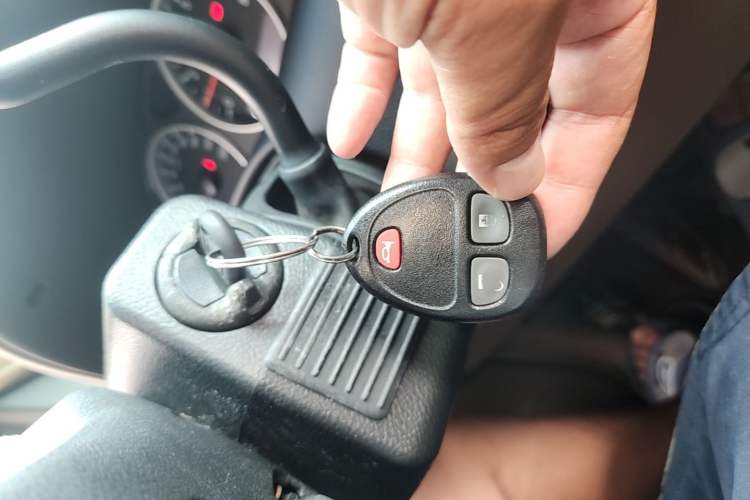 Used Buick GL8 2014 2.4L Executive Edition Vehicle Key