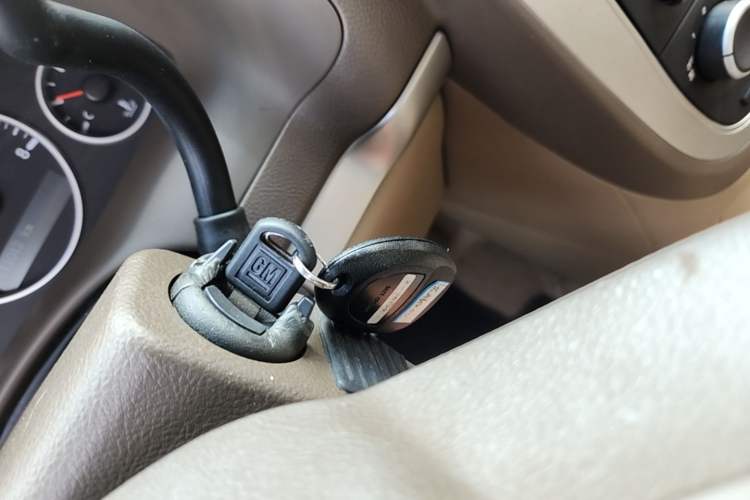 Used Buick GL8 2014 2.4L Classic Edition Vehicle Key