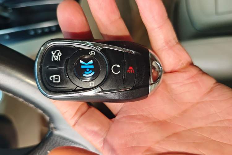 Used Buick GL8 2014 3.0L XT Luxury Business Flagship Edition Vehicle Key