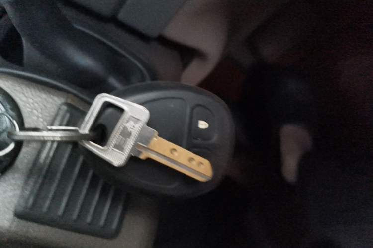 Used Buick GL8 2014 2.4L Classic Edition Vehicle Key