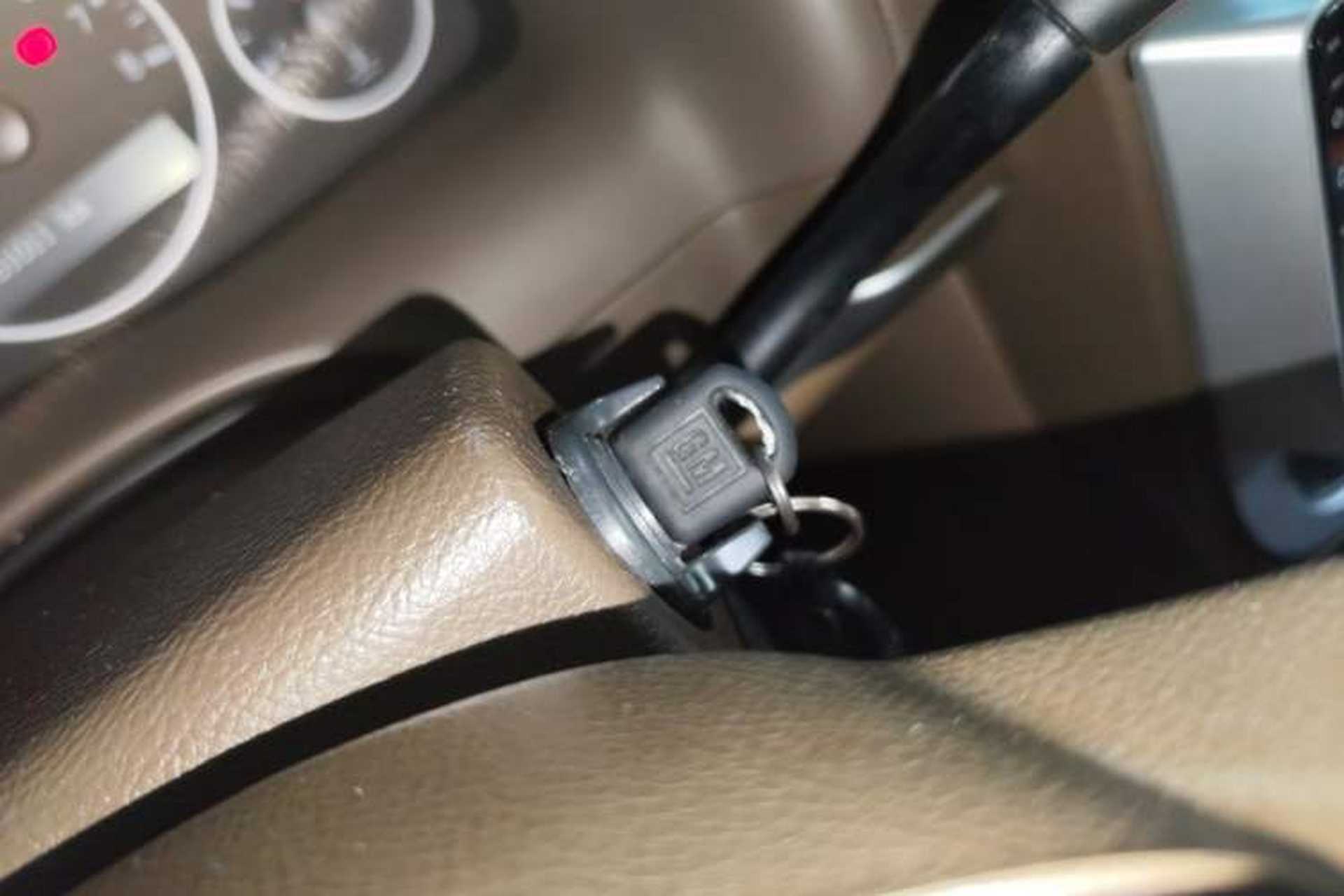 Used Buick GL8 2014 2.4L Classic Edition Vehicle Key