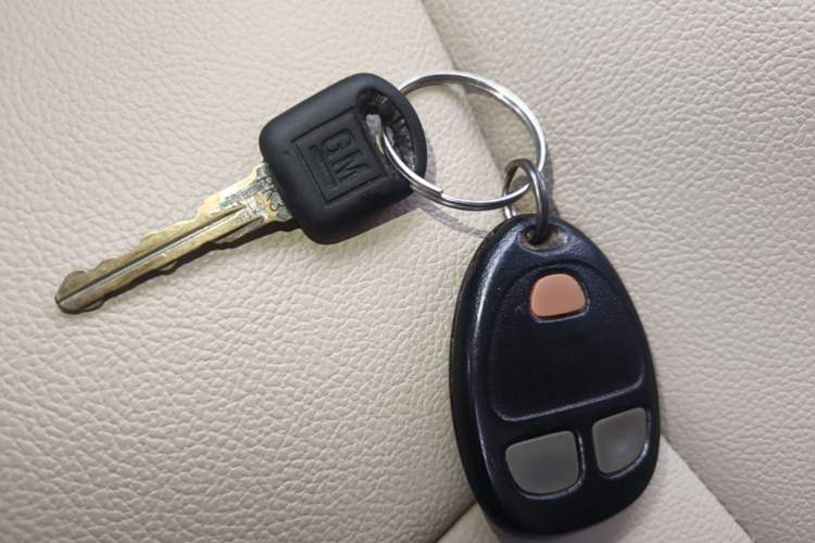 Used Buick GL8 2014 2.4L Classic Edition Vehicle Key