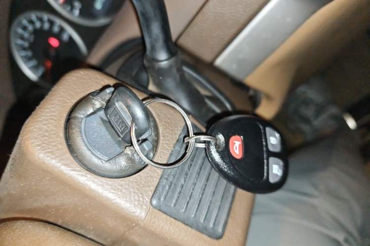 Used Buick GL8 2014 2.4L Classic Edition Vehicle Key
