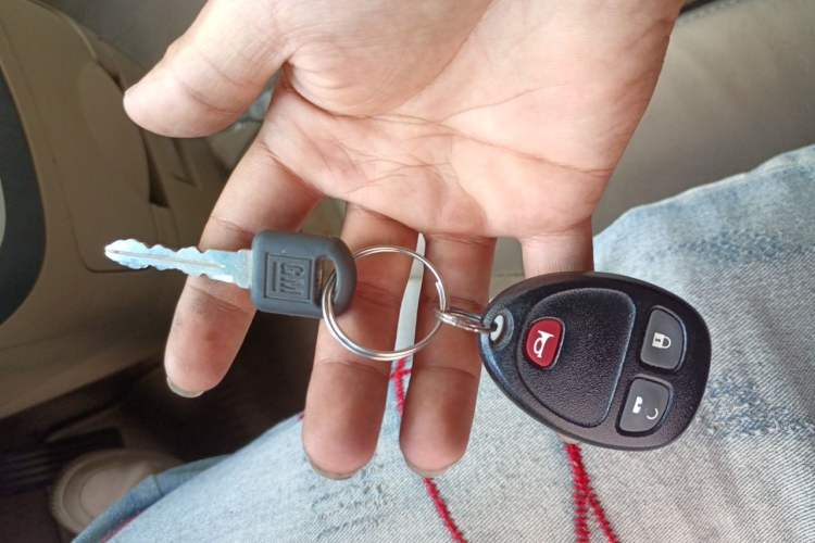 Used Buick GL8 2014 2.4L Executive Edition Vehicle Key