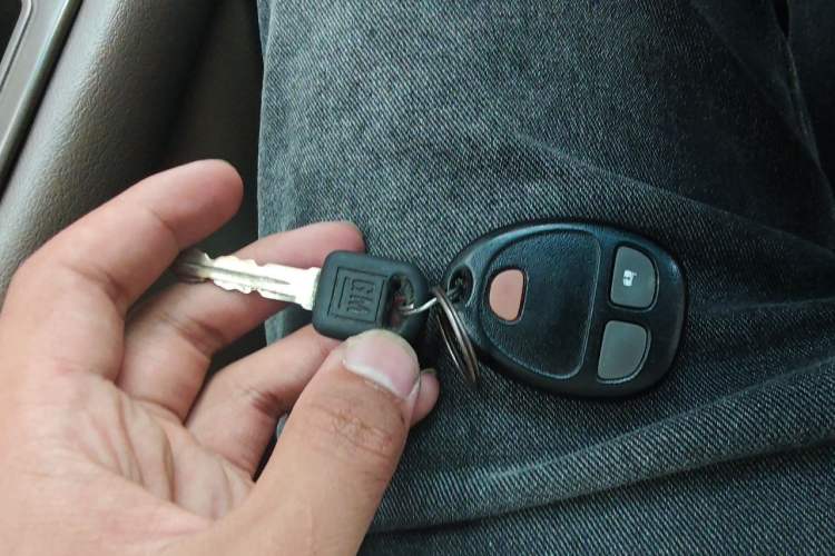 Used Buick GL8 2014 2.4L Comfort Edition Vehicle Key