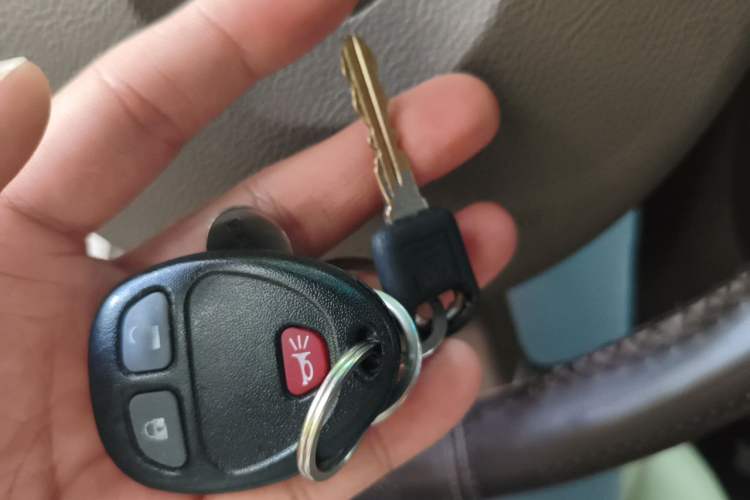 Used Buick GL8 2014 2.4L Comfort Edition Vehicle Key