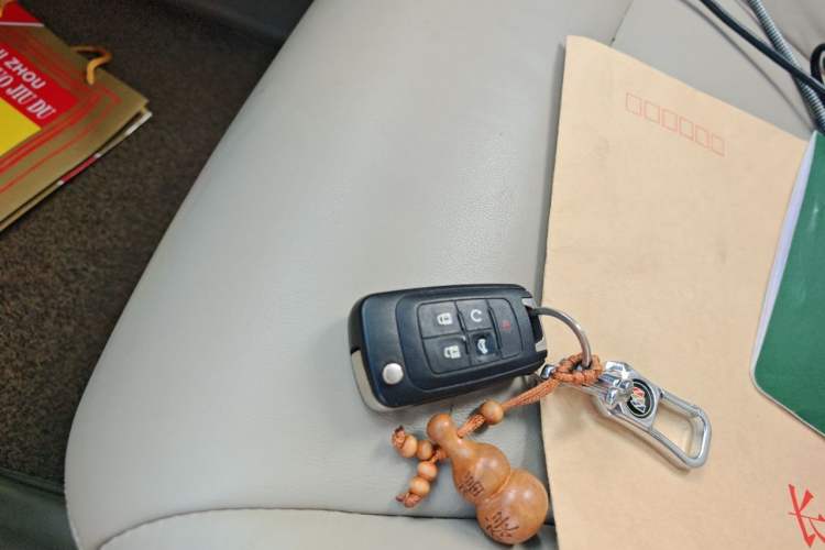 Used Buick GL8 2014 3.0L GT Luxury Business Haoya Edition Vehicle Key