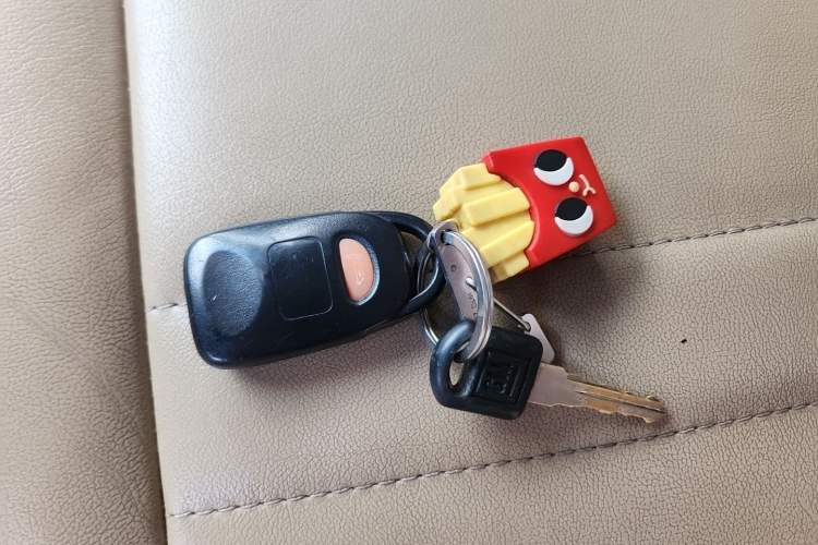 Used Buick GL8 2014 2.4L Executive Edition Vehicle Key