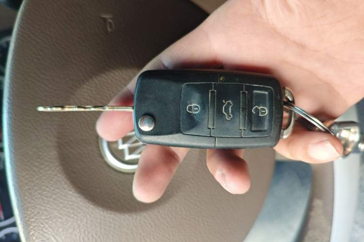 Used Buick GL8 2014 2.4L Classic Edition Vehicle Key