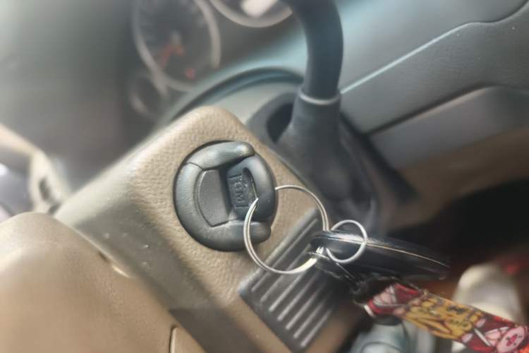 Used Buick GL8 2014 2.4L Classic Edition Vehicle Key