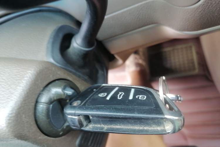 Used Buick GL8 2014 2.4L Classic Edition Vehicle Key