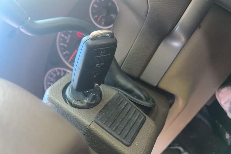 Used Buick GL8 2014 2.4L Comfort Edition Vehicle Key