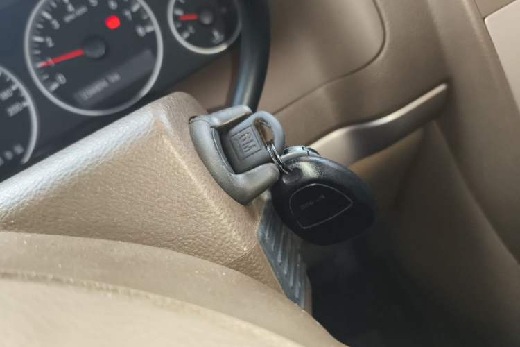Used Buick GL8 2014 2.4L Classic Edition Vehicle Key