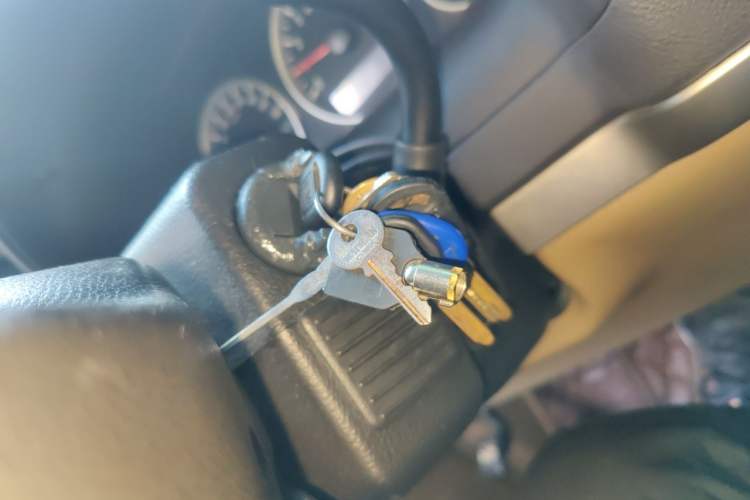 Used Buick GL8 2014 2.4L Executive Edition Vehicle Key