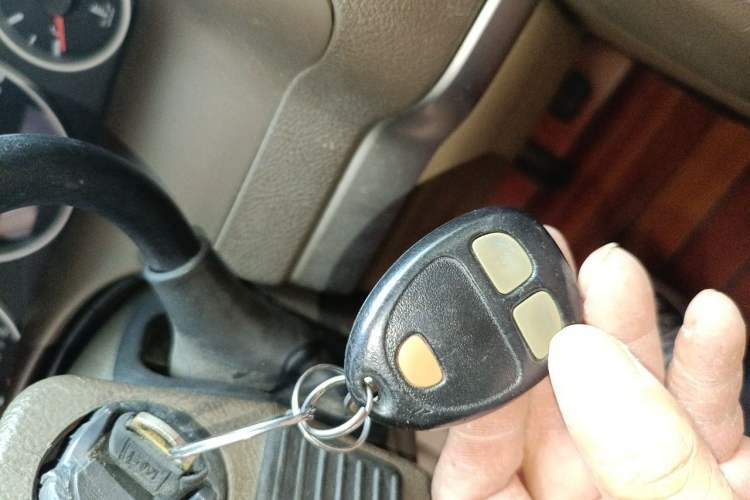Used Buick GL8 2014 2.4L Classic Edition Vehicle Key