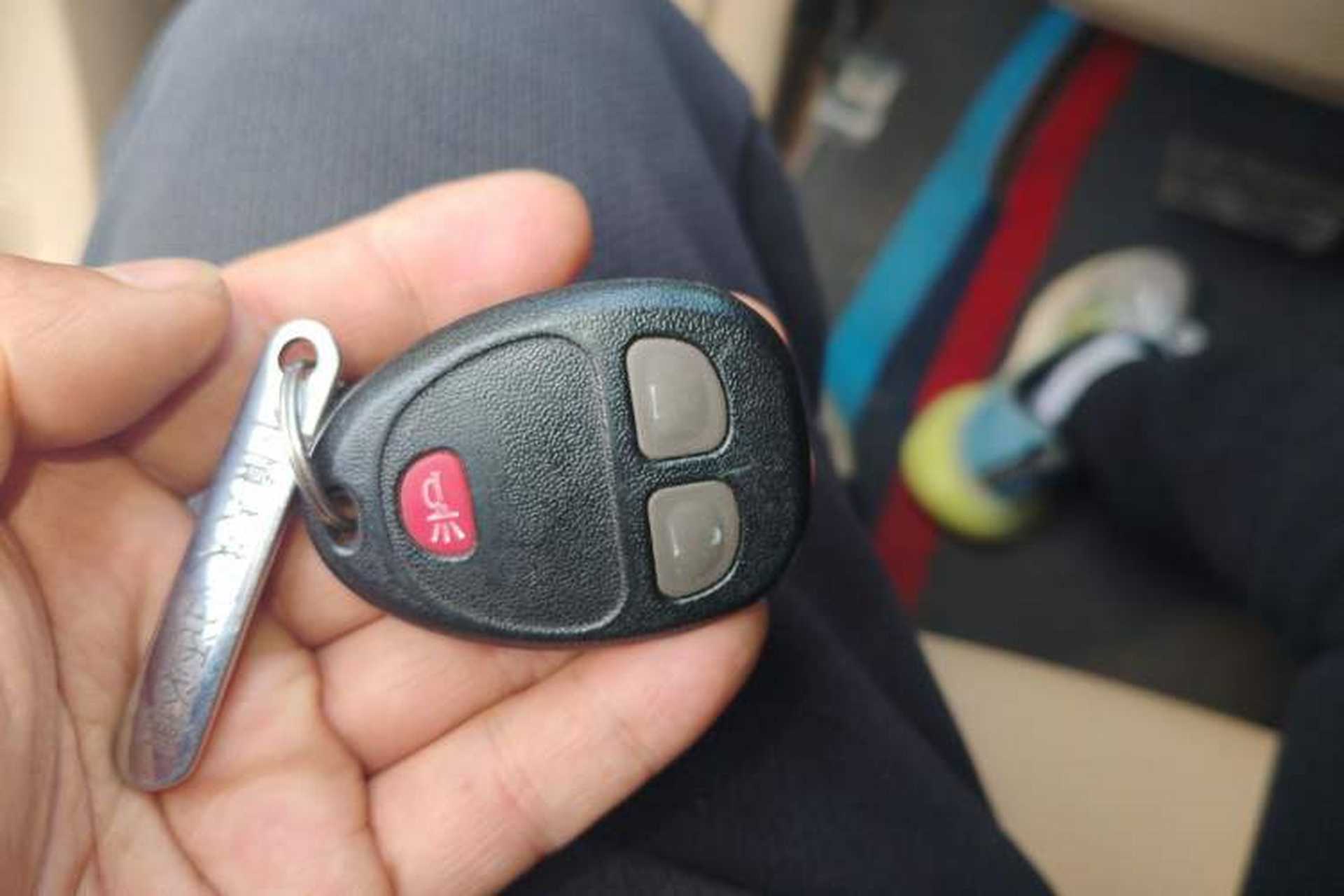Used Buick GL8 2014 2.4L Comfort Edition Vehicle Key