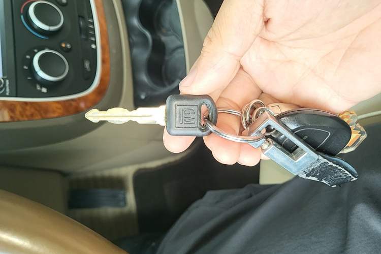 Used Buick GL8 2014 2.4L Classic Edition Vehicle Key