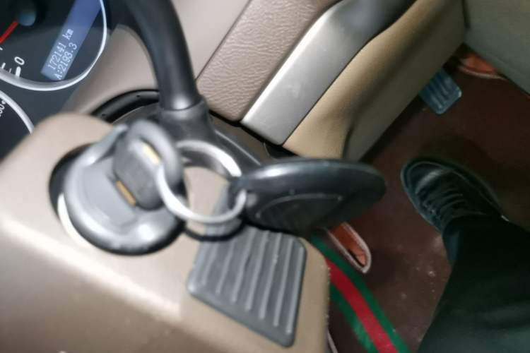 Used Buick GL8 2014 2.4L Classic Edition Vehicle Key
