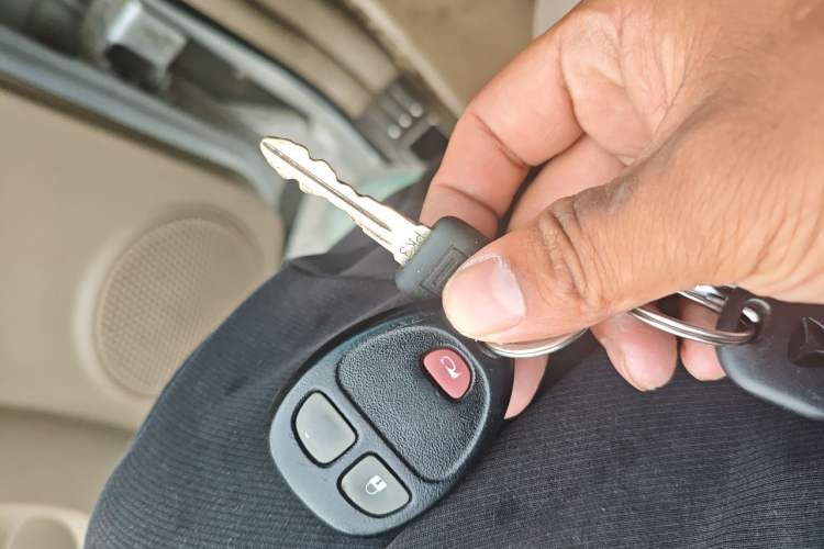 Used Buick GL8 2014 2.4L Classic Edition Vehicle Key