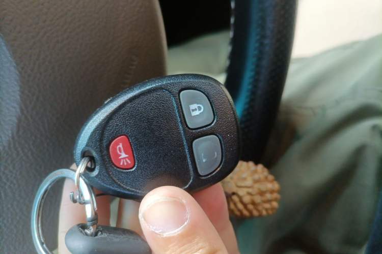 Used Buick GL8 2014 2.4L Classic Edition Vehicle Key