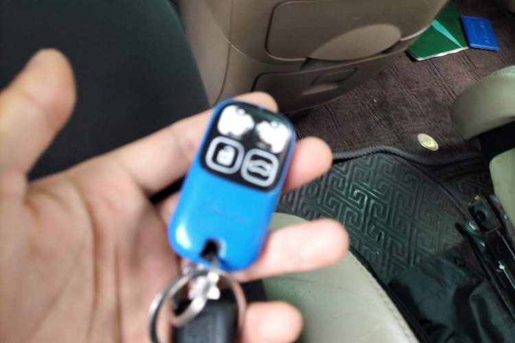 Used Buick GL8 2014 2.4L Classic Edition Vehicle Key