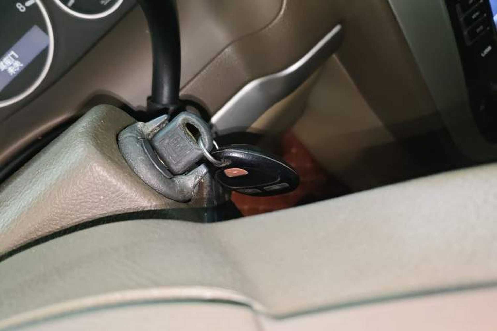 Used Buick GL8 2014 2.4L Classic Edition Vehicle Key
