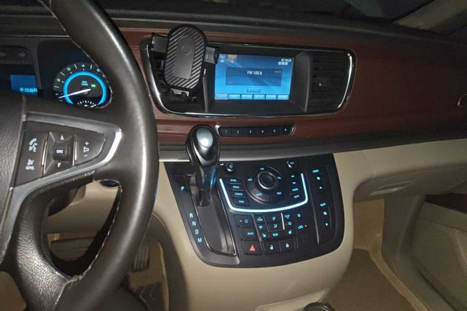 Used Buick GL8 2014 3.0L GT Luxury Business Haoya Edition Audio And AC Panel