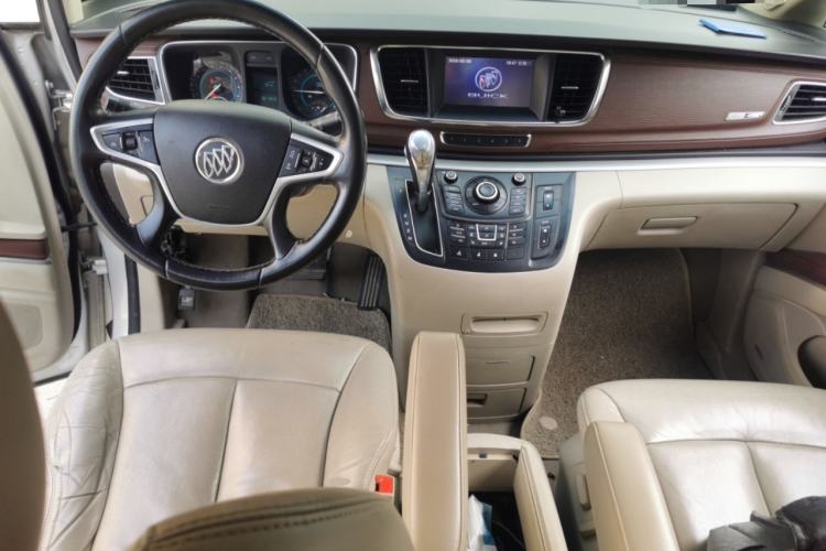 Used Buick GL8 2014 3.0L XT Luxury Business Flagship Edition Center Console