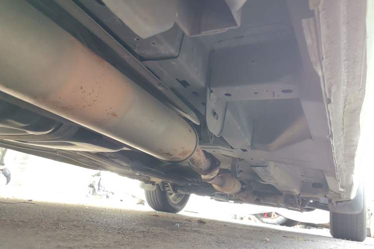 Used Buick GL8 2014 2.4L Classic Edition Chassis Rear Right