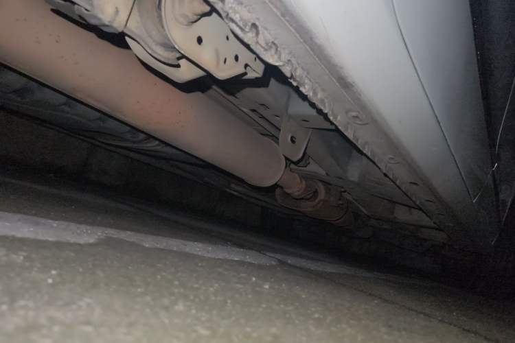 Used Buick GL8 2014 2.4L Executive Edition Chassis Rear Right
