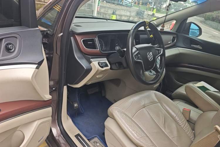 Used Buick GL8 2014 3.0L XT Luxury Business Flagship Edition Driver Seat