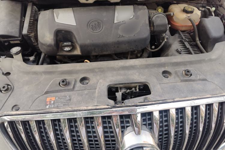 Used Buick GL8 2014 3.0L XT Luxury Business Flagship Edition Engine Bay