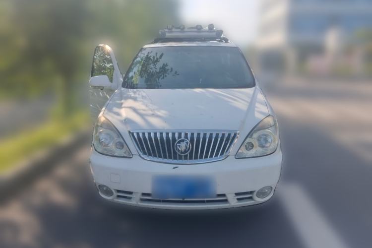 Used Buick GL8 2014 2.4L Comfort Edition Front