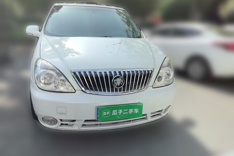 Used Buick GL8 2014 2.4L Classic Edition Front