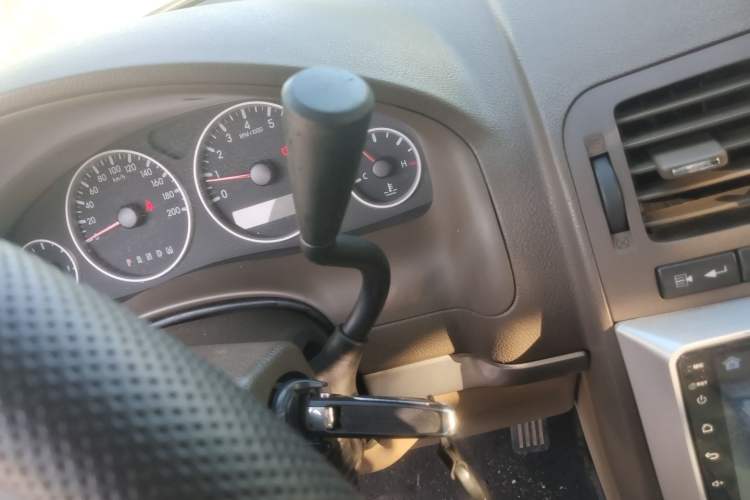 Used Buick GL8 2014 2.4L Comfort Edition Gear Lever