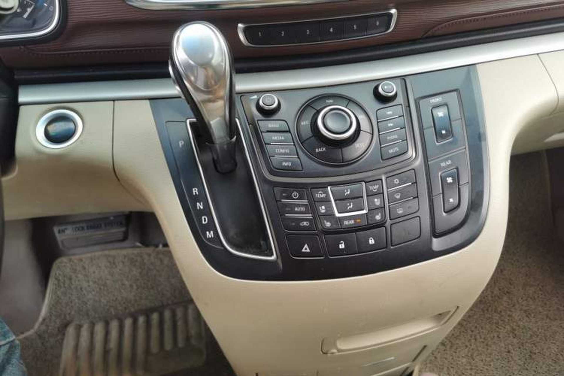 Used Buick GL8 2014 3.0L XT Luxury Business Flagship Edition Gear Lever