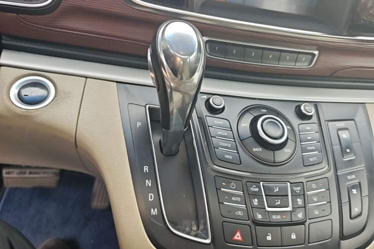 Used Buick GL8 2014 3.0L XT Luxury Business Flagship Edition Gear Lever