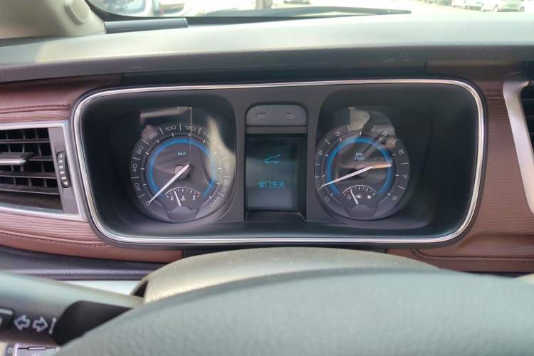 Used Buick GL8 2014 3.0L GT Luxury Business Haoya Edition Instrument Cluster