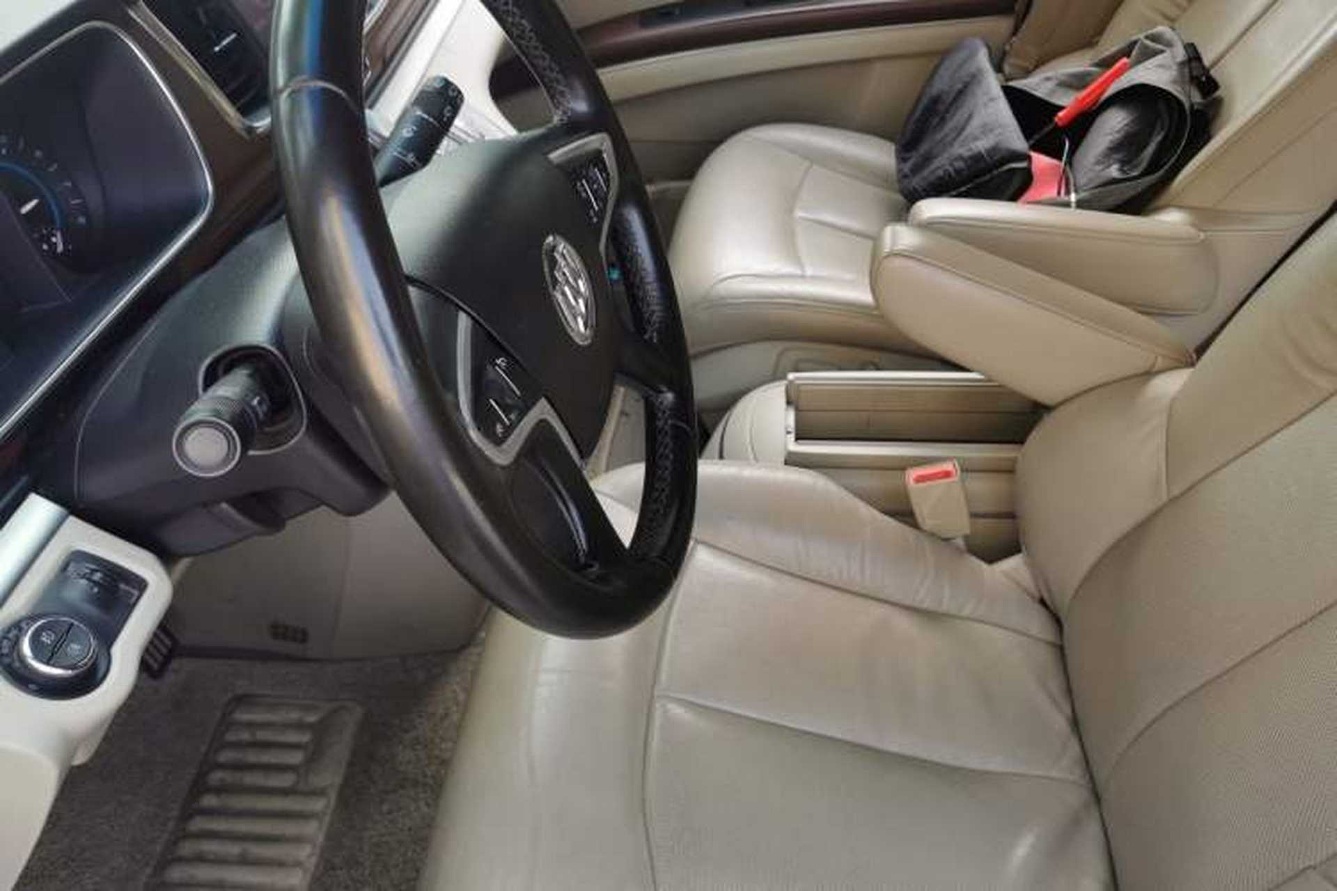 Used Buick GL8 2014 3.0L XT Luxury Business Flagship Edition Left Front Seat