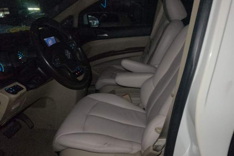 Used Buick GL8 2014 2.4L Executive Edition Left Front Seat