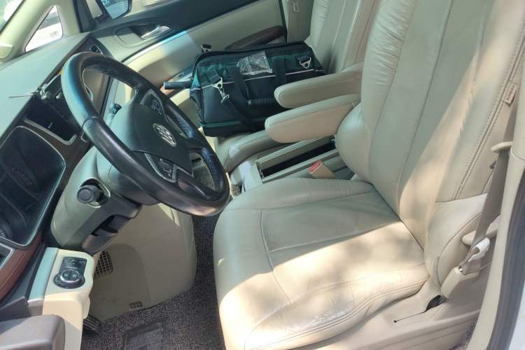Used Buick GL8 2014 3.0L GT Luxury Business Haoya Edition Left Front Seat